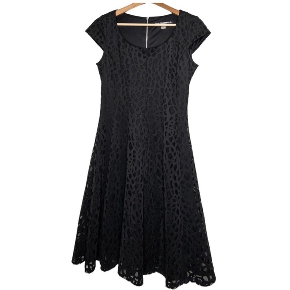 NWT, Karl Lagerfeld Black Laser Cut Dress, Size 4 - Picture 4 of 16